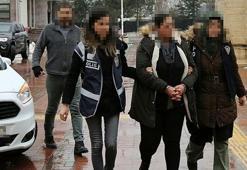 Evli kadın iki erkekle beraber olup...