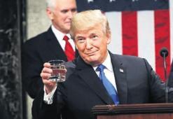 Kendini öve öve bitiremedi! Trump şovu
