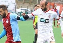Kulüp binasında silahlar konuştu