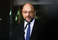 SPD Genel Başkanı Schulz görevinden istifa etti