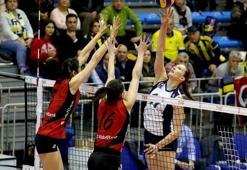VakıfBank F.Bahçe'yi deplasmanda devirdi!