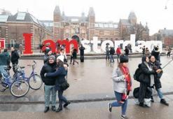 FETÖ’nün yeni adresi Hollanda