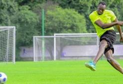 Usain Bolt futbolcu oldu!
