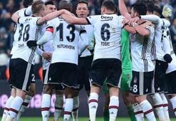Beşiktaş iki derbide rakiplerini sahadan sildi
