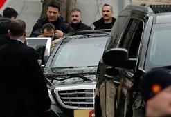 Konvoyunu durduran Erdoğan, kız çocuğu ile sohbet etti