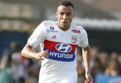 Aslan sol bekini Fransa'da buldu! G.Saray, Marçal ile görüşüyor