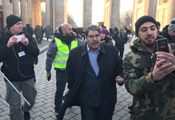 Salih Müslim Berlin'de PKK mitingine katıldı