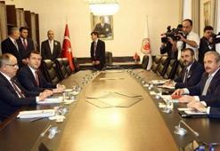 İttifak teklifinin 9 maddesi komisyonda kabul edildi