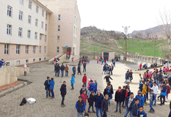 Kato Dağı etekleri bayrakla süslendi, İstiklal Marşı sesiyle yankılandı