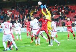 Boluspor, Balıkesir'de 3 puanı kaptı