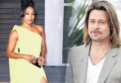 Brad Pitt aşka hazır!