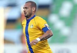 Sneijder attı, El-Gharafa kazandı
