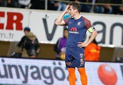 Başakşehir'de Beşiktaş maçı öncesi büyük şok!