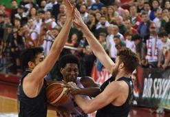 Fenerbahçe Doğuş deplasmanda kazandı
