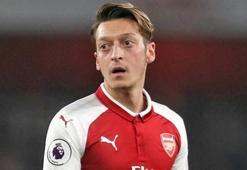 Mesut Özil'den ağır sözler: Korkak köpek gibi...
