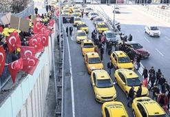‘Bak UBER geçiyor’ deyip minibüslere pet şişe attılar