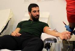 Arda Turan Afrin'deki askerler için kan verdi