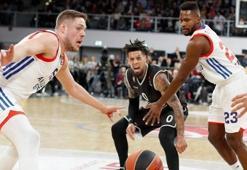 Anadolu Efes Euroleague'de kayıp!