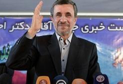 Ahmedinejad'dan Hamaney'e mektup