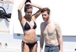 Metin Hara sevgilisi Adriana Lima'yı ailesiyle tanıştırdı