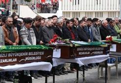Denizli'de trafik kazasında ölen 5 genç toprağa verildi