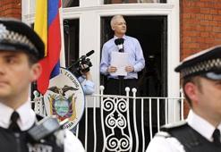 WikiLeaks'in kurucusu Assange'ın internet erişimi kesildi