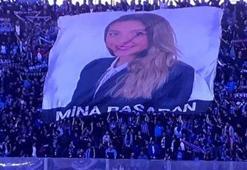 Mina Başaran tribünlerde anıldı
