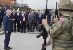 Başbakan Yıldırım Kabil'de Mehmetçik ile buluştu