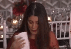 Nadide Sultan baygınlık geçirdi!