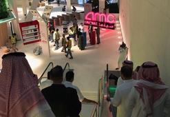 Suudi Arabistanlılar ilk sinema salonuna kavuştu