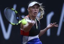 Wozniacki, adını çeyrek finale yazdırdı