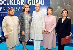 Bakandan mühendislik  okuyan kızlara destek