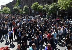 Ermenistan’da hükümet, Paşinyan ile görüşmeyi reddetti