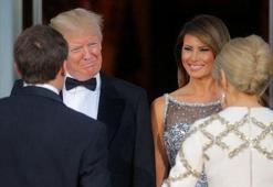 Macron: Melania hapis hayatı yaşıyor