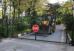 Yunanlılar, kepçe operatörünü gözaltına aldı