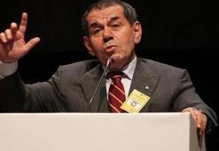 Dursun Özbek yönetim kurulu listesini tanıttı