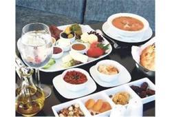Ramazan ayında zinde kalabilmek  için sağlıklı beslenme önerileri