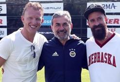 Kocaman Kuyt'ın jübilesinde Liverpool'un başına geçecek