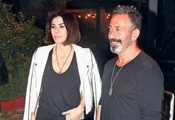 Deli gibi severim  seni ben!