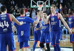 Anadolu Efes yarı finale çıktı