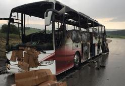 Kütahya'da yolcu otobüsü alev alev yandı
