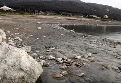 Burdur Gölünde alarmın rengi kırmızı