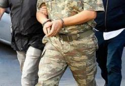 Muvazzaf albayın evinden FETÖ elebaşına ait vaaz CD'si çıktı