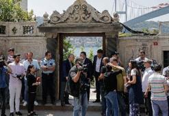 Demirören Ailesi, Kanlıca'da taziyeleri kabul ediyor