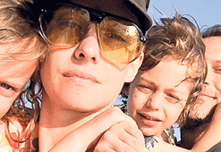 Ayrılsak da beraberiz!