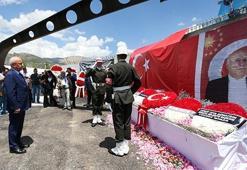 9. Cumhurbaşkanı Demirel mezarı başında anıldı