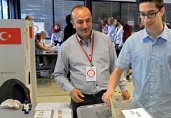 Fransa'daki Türklerden sandıklara yoğun ilgi