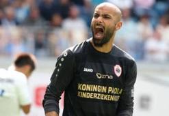 Galatasaray'dan teklif aldığını açıkladı