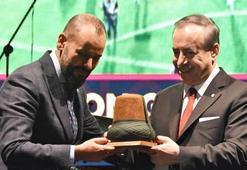 "Galatasaray Türkiye'nin çimentosudur"