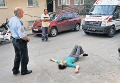 Kocasını öldürdü yolda uzandı